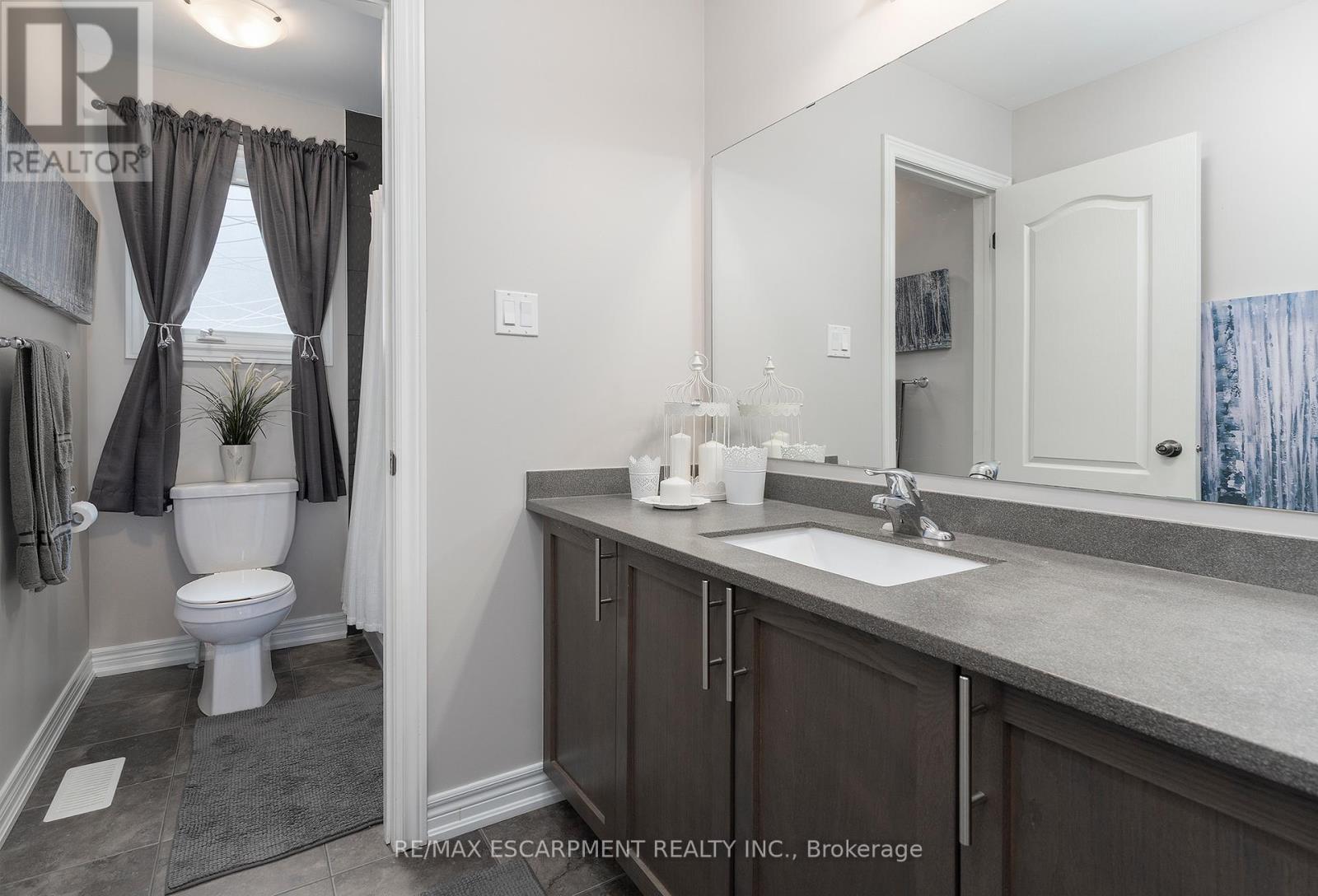 6325 St Michael Avenue, Niagara Falls, Ontario  L2H 0C7 - Photo 23 - X12340308