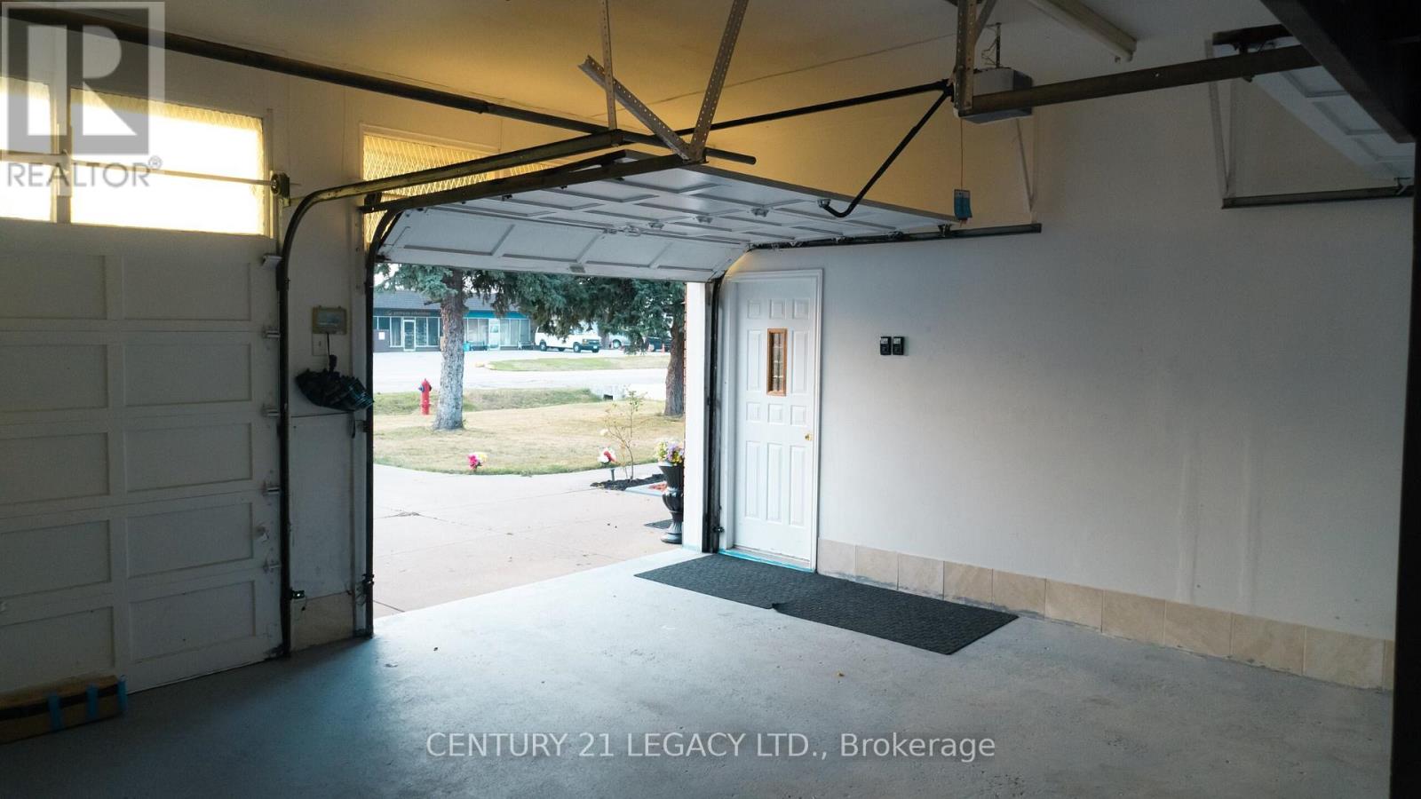 348 Millen Road, Hamilton (Stoney Creek Industrial), Ontario  L8E 2H2 - Photo 31 - X12340571