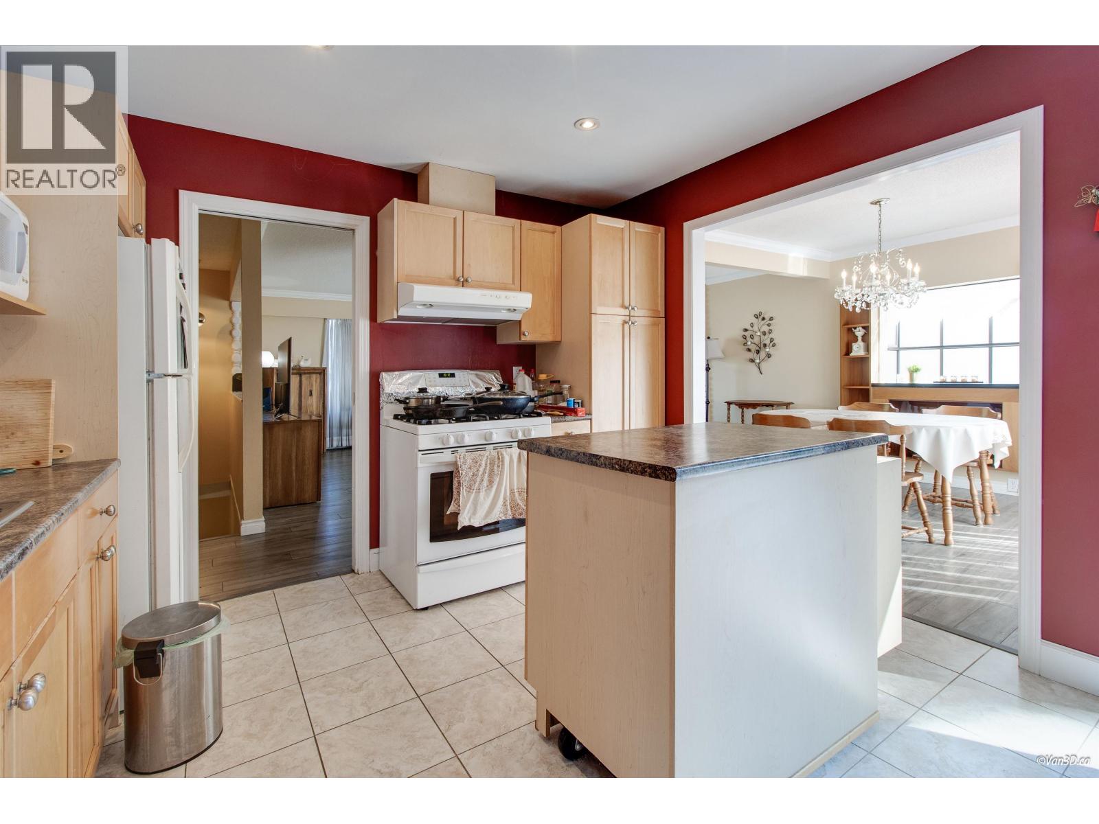 3497 Hastings Street, Port Coquitlam, British Columbia  V3B 4N2 - Photo 8 - R3036468