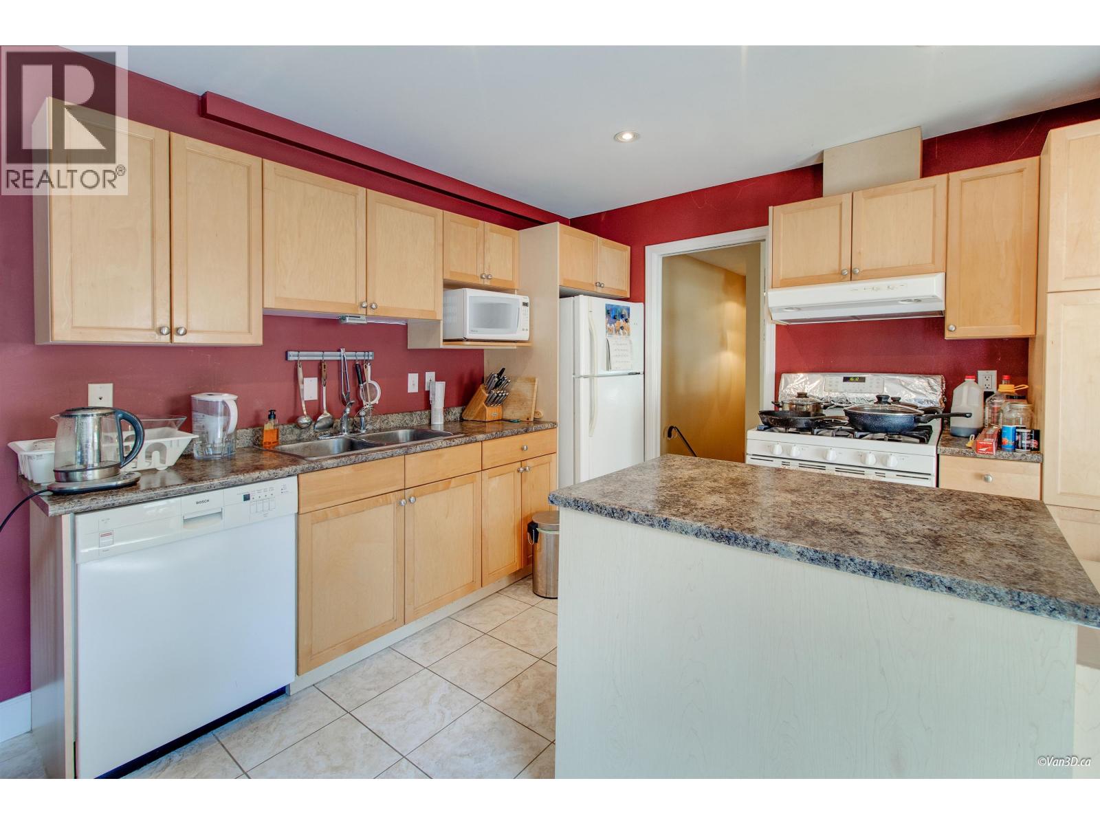 3497 Hastings Street, Port Coquitlam, British Columbia  V3B 4N2 - Photo 9 - R3036468