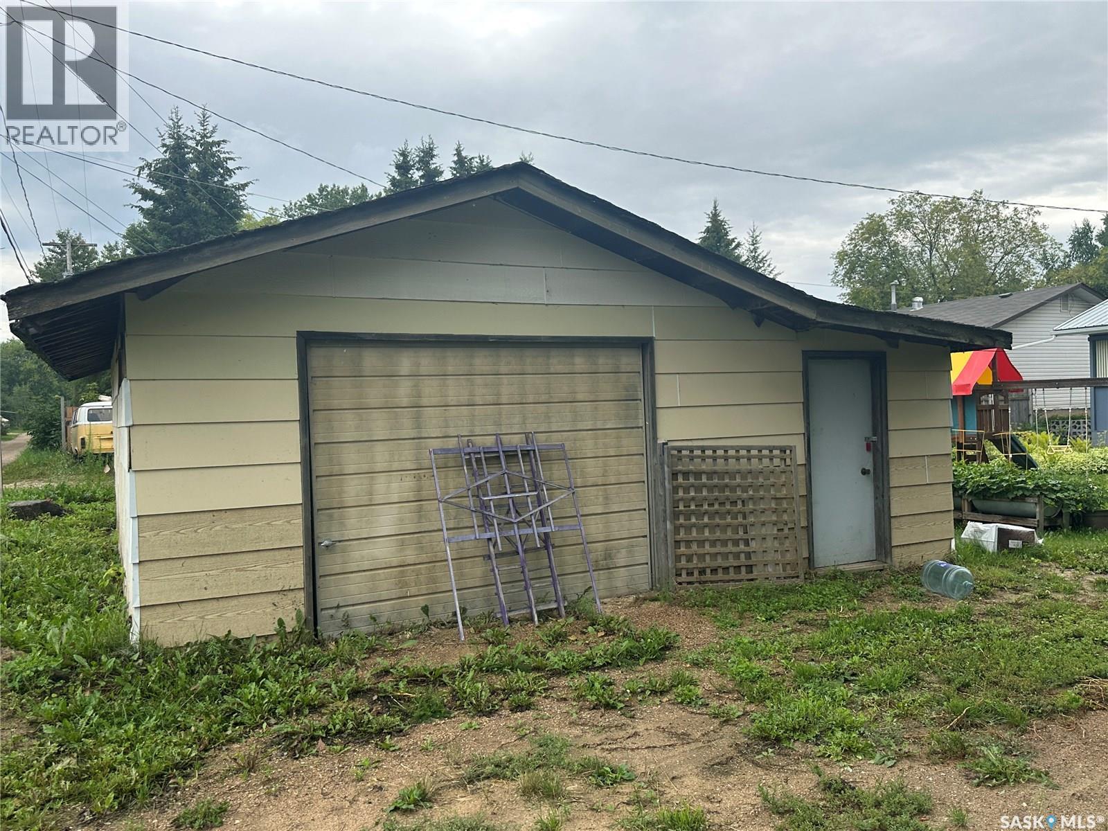 105 6th Avenue S, Big River, Saskatchewan  S0J 0E0 - Photo 28 - SK998599