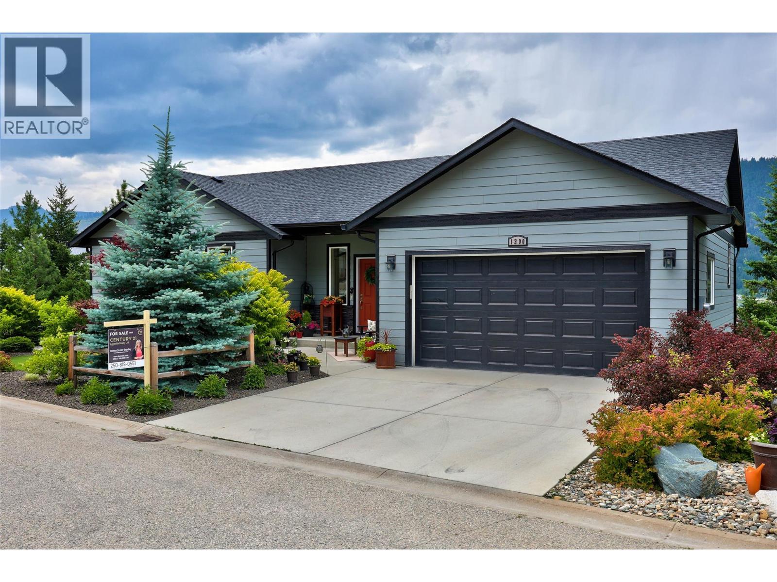 1200 Montgomery Place, Chase, British Columbia  V0E 1M0 - Photo 3 - 10332922