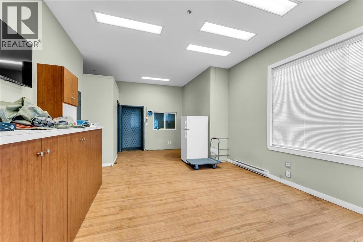 105 7225 Brown Street, Delta, British Columbia  V4G 1G5 - Photo 4 - C8071393