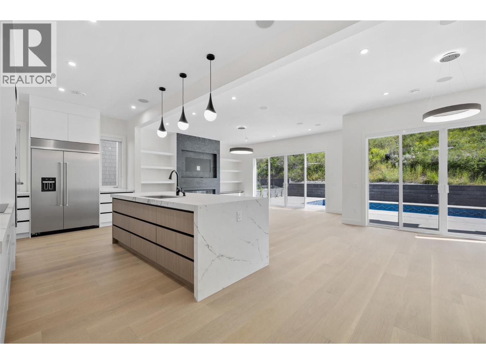 Property at 411 Vision Court image 2