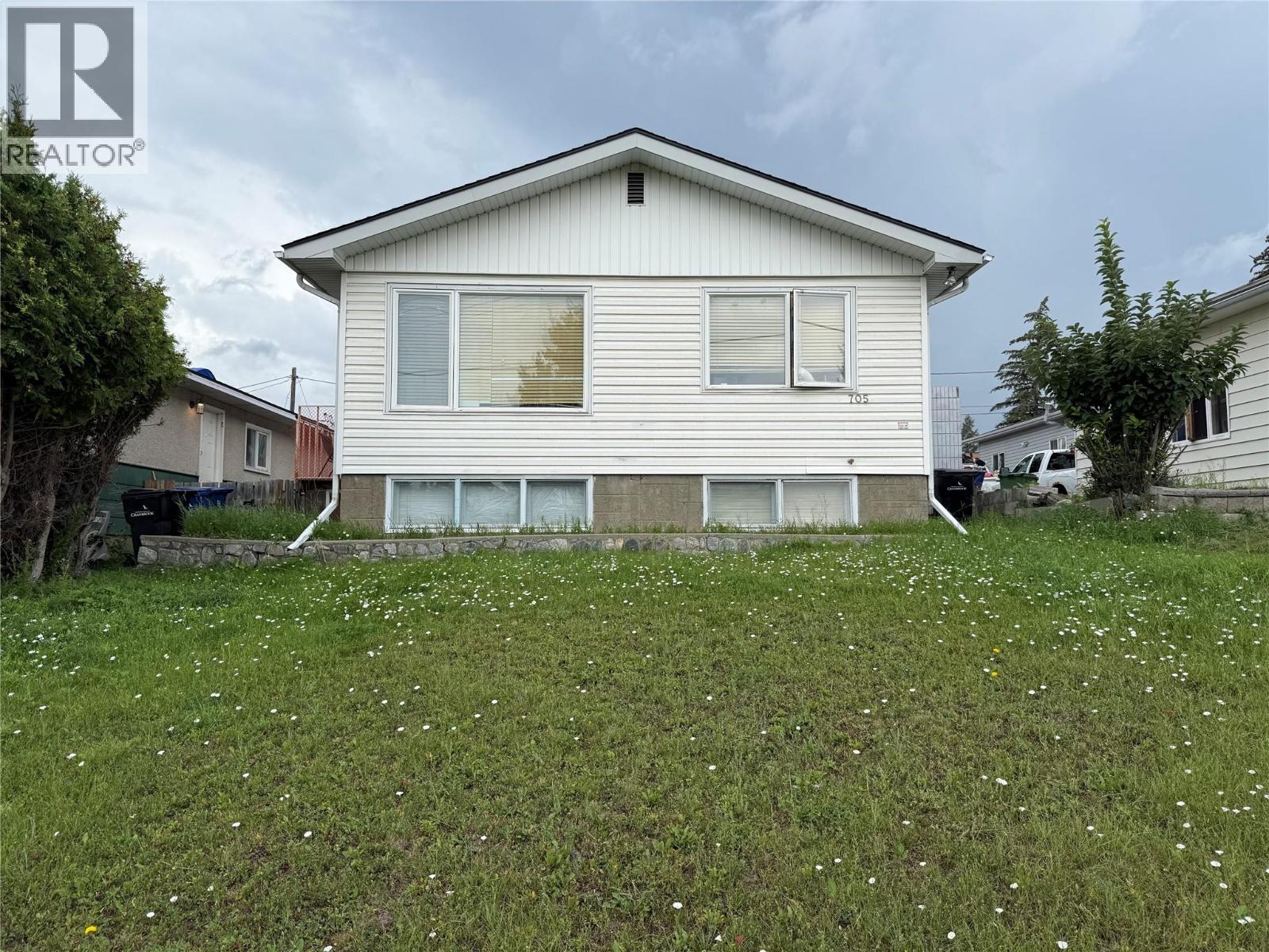 705 14th Avenue S, cranbrook, British Columbia