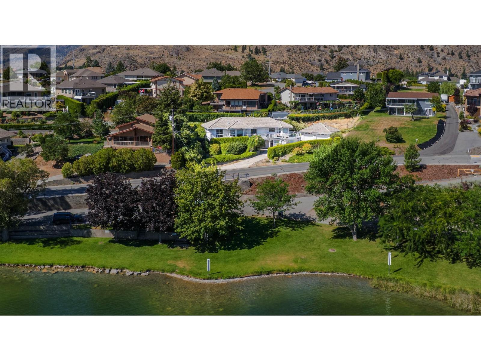 6752 Lakeside Drive, oliver, British Columbia
