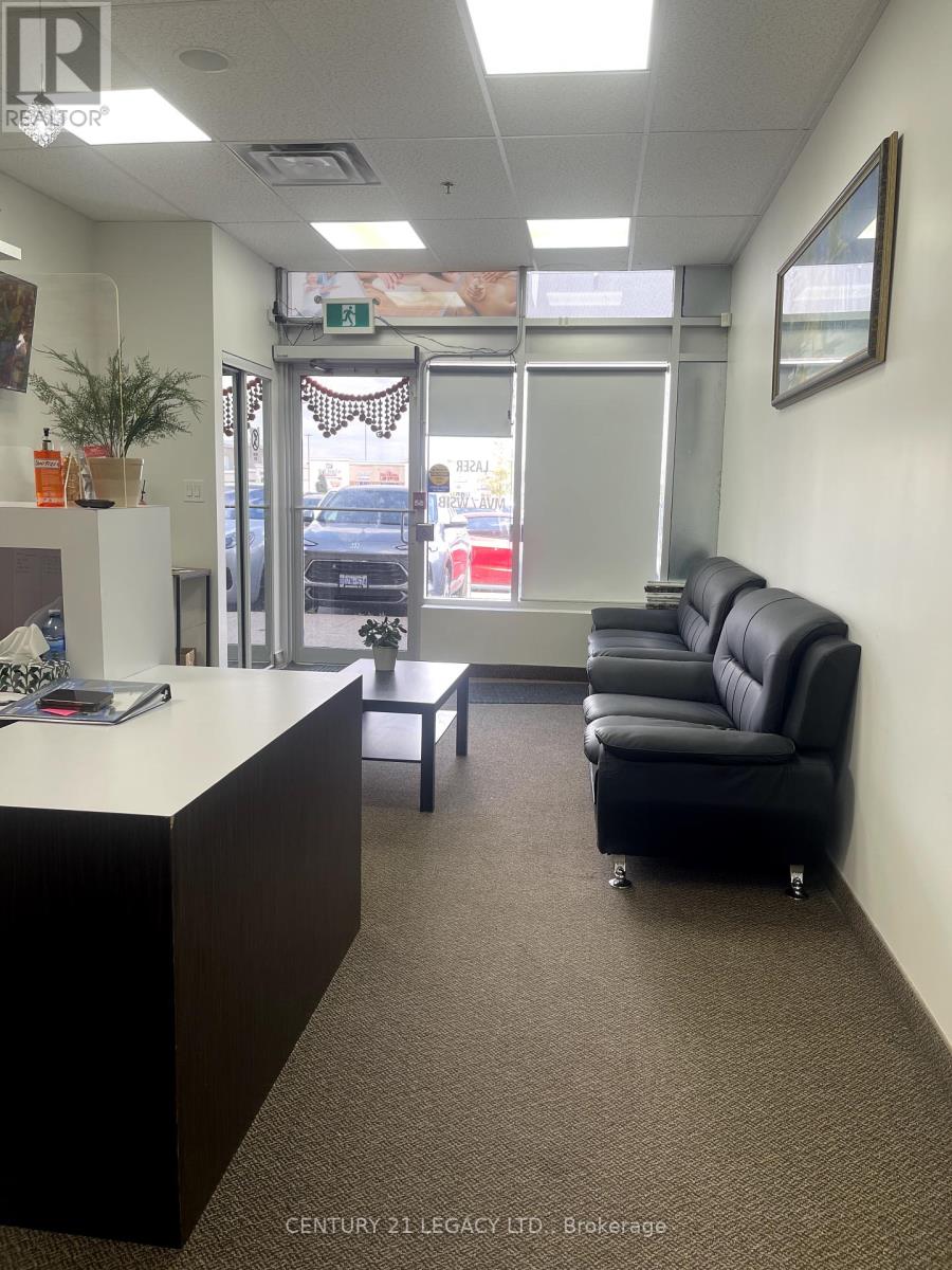 42 - 80 Maritime Ontario Boulevard, Brampton, Ontario  L6S 0E7 - Photo 3 - W12340611