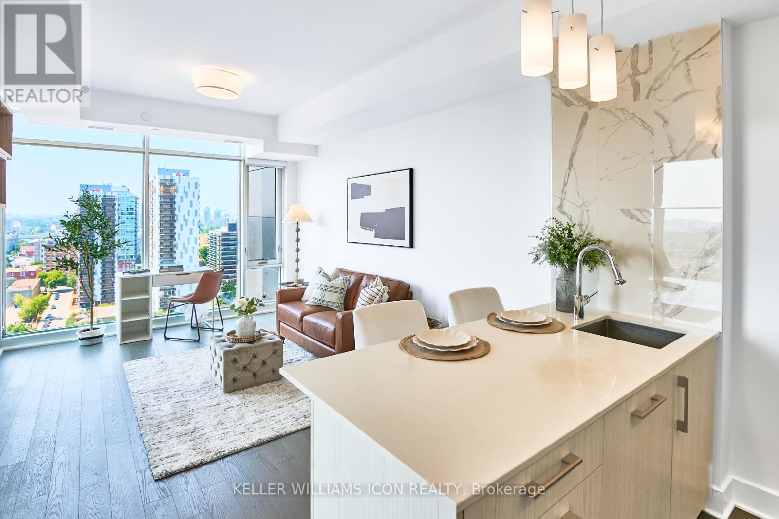 1707 - 255 Bay Street, Ottawa, Ontario  K1R 0C5 - Photo 7 - X12340629