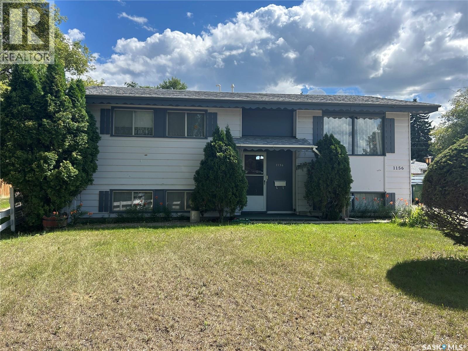 1156 Duffield Crescent, Moose Jaw, Saskatchewan  S6H 5M4 - Photo 1 - SK015398