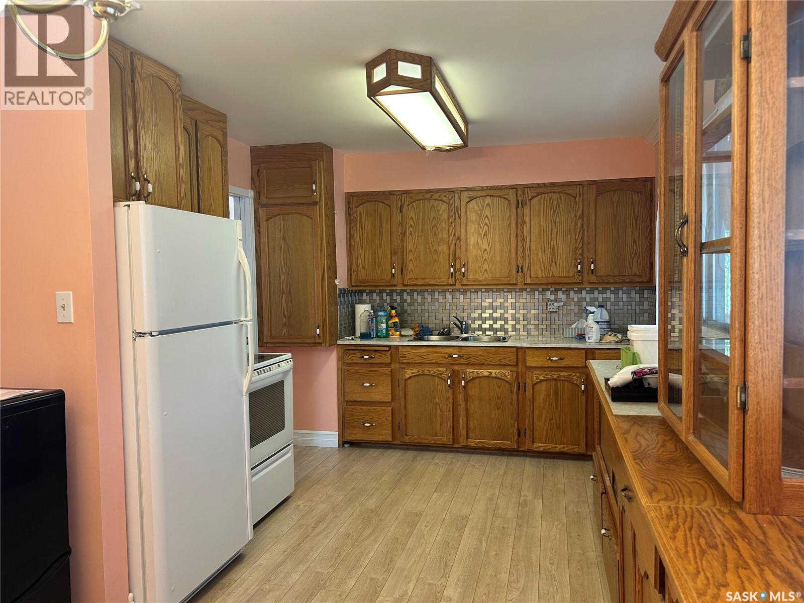 1156 Duffield Crescent, Moose Jaw, Saskatchewan  S6H 5M4 - Photo 4 - SK015398