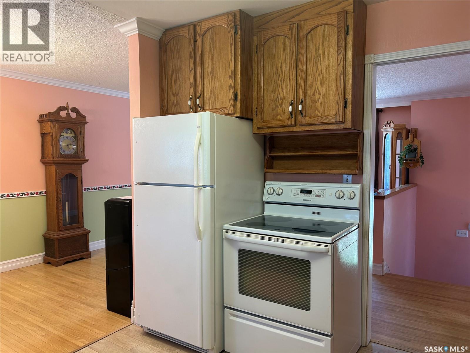 1156 Duffield Crescent, Moose Jaw, Saskatchewan  S6H 5M4 - Photo 7 - SK015398
