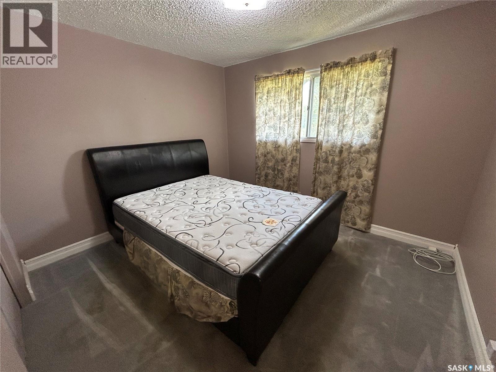 1156 Duffield Crescent, Moose Jaw, Saskatchewan  S6H 5M4 - Photo 8 - SK015398