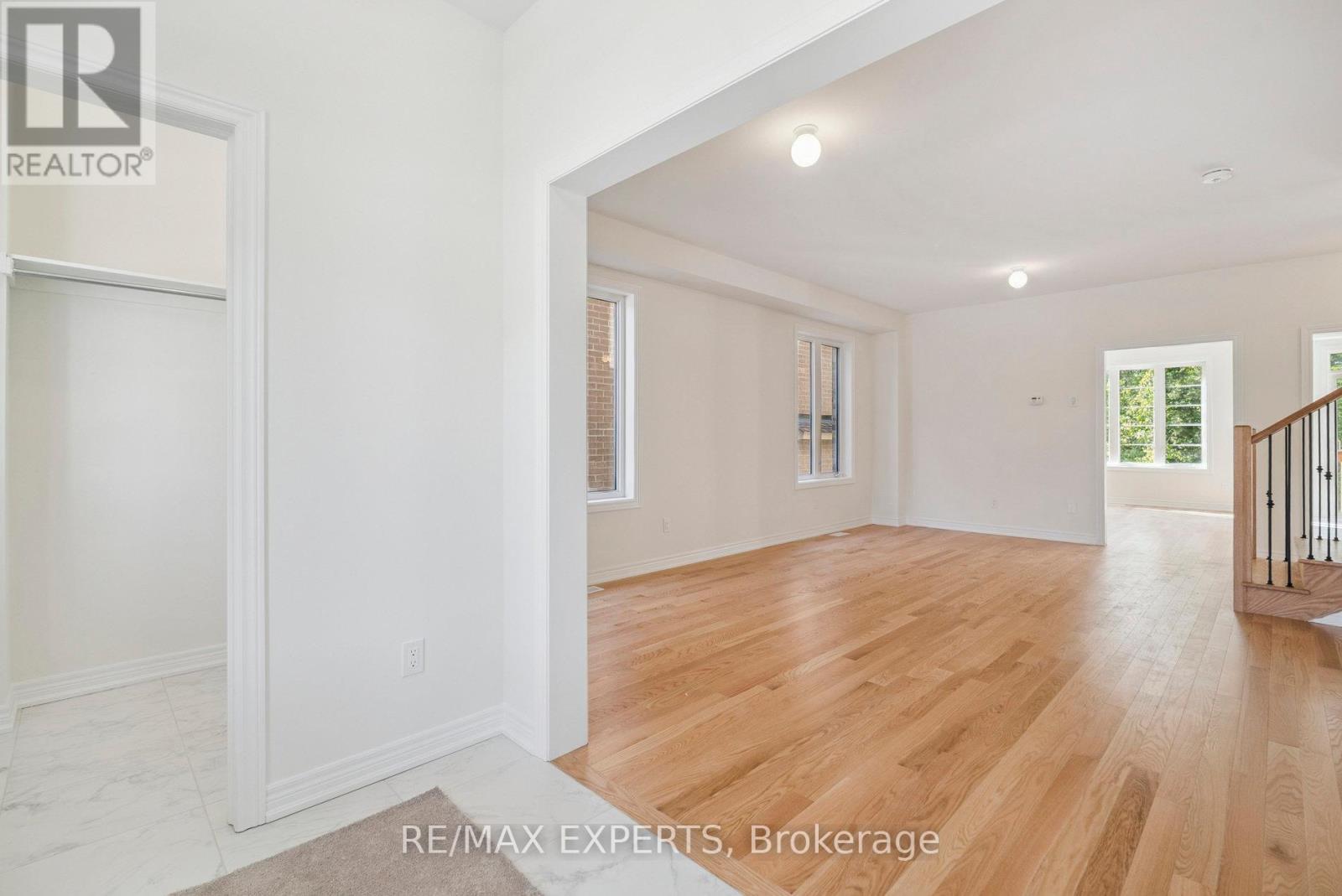 Property at 1430 DAVIS LOOP CIRCLE image 5