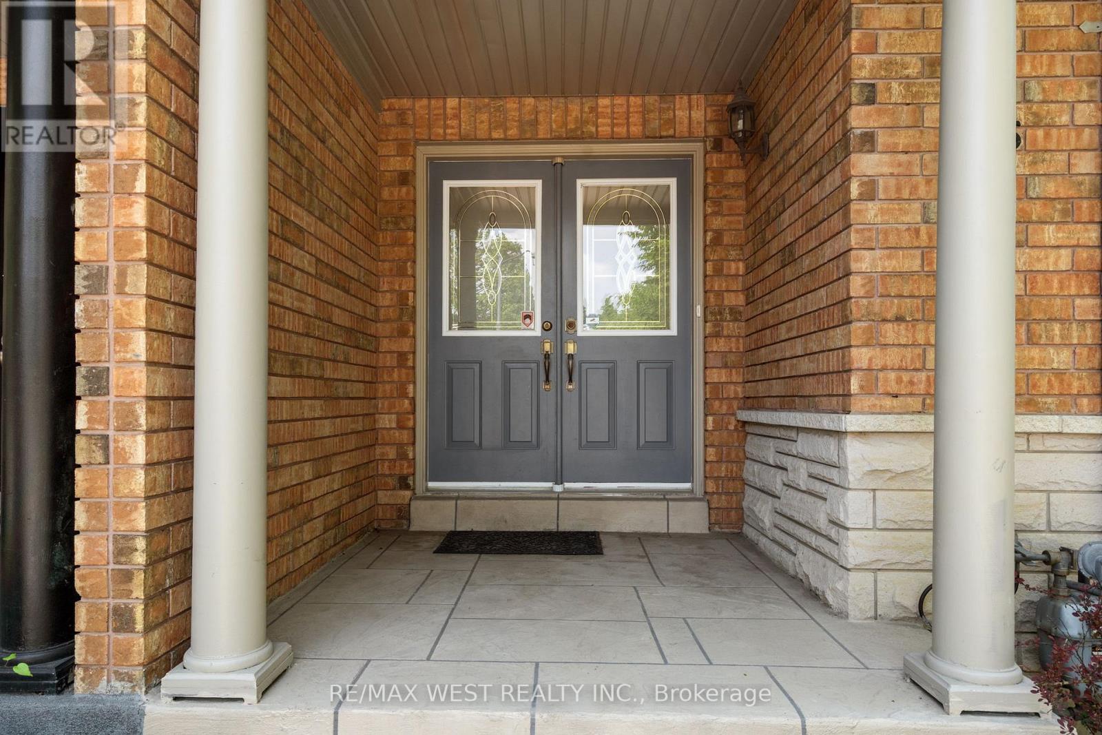 Property at 125 COLLE MELITO WAY image 2