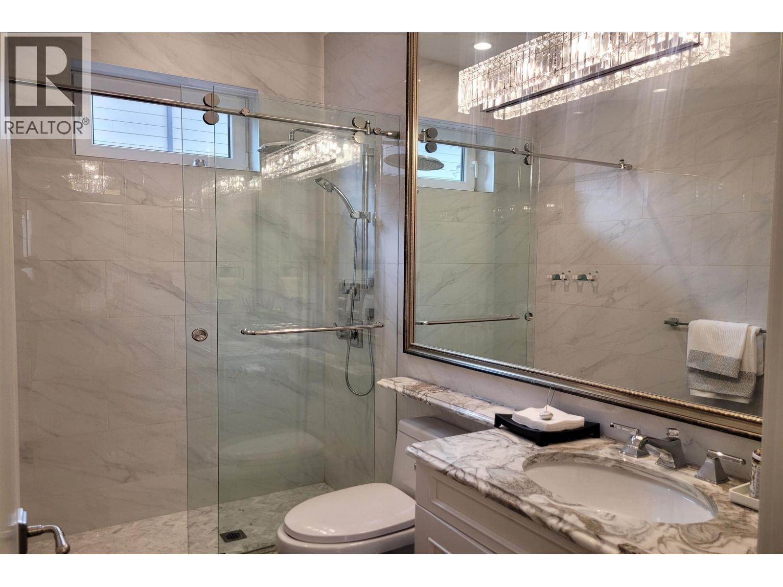6878 Laurel Street, Vancouver, British Columbia  V6P 3T7 - Photo 14 - R2965761