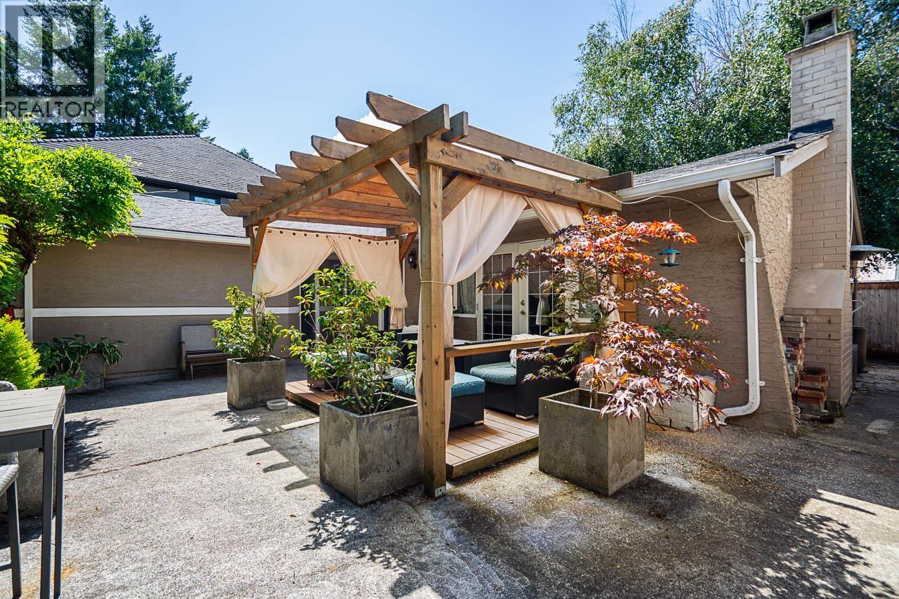 Property at 173 ENGLISH BLUFF ROAD image 4