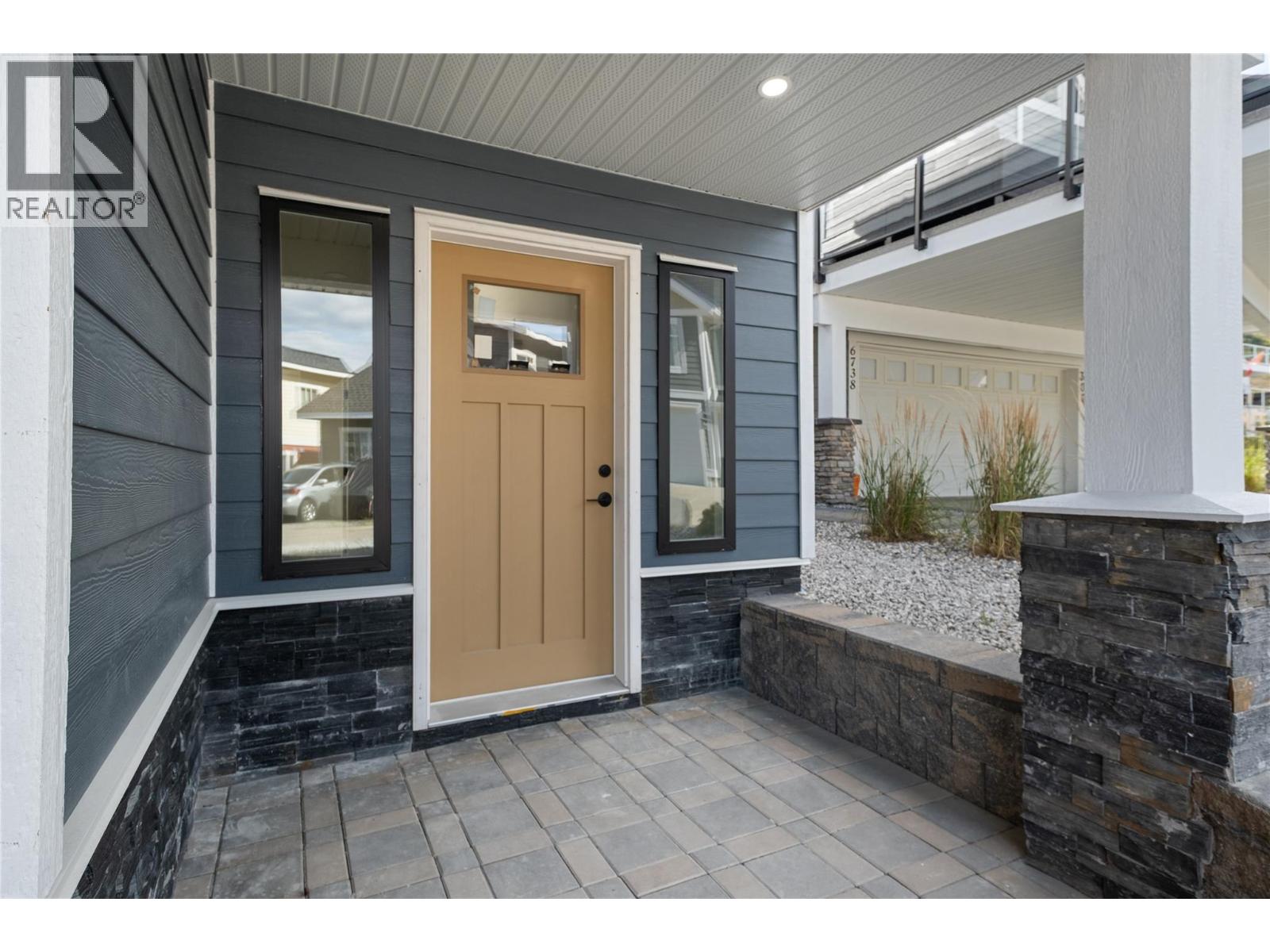 6736 Marbella Loop, Kelowna, British Columbia  V0E 1S0 - Photo 4 - 10359167