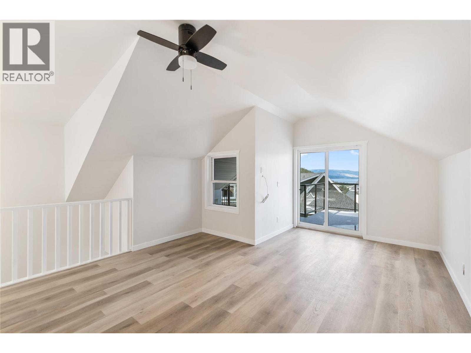 6736 Marbella Loop, Kelowna, British Columbia  V0E 1S0 - Photo 8 - 10359167
