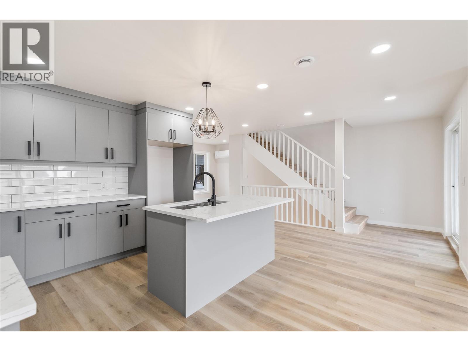 6736 Marbella Loop, Kelowna, British Columbia  V0E 1S0 - Photo 20 - 10359167