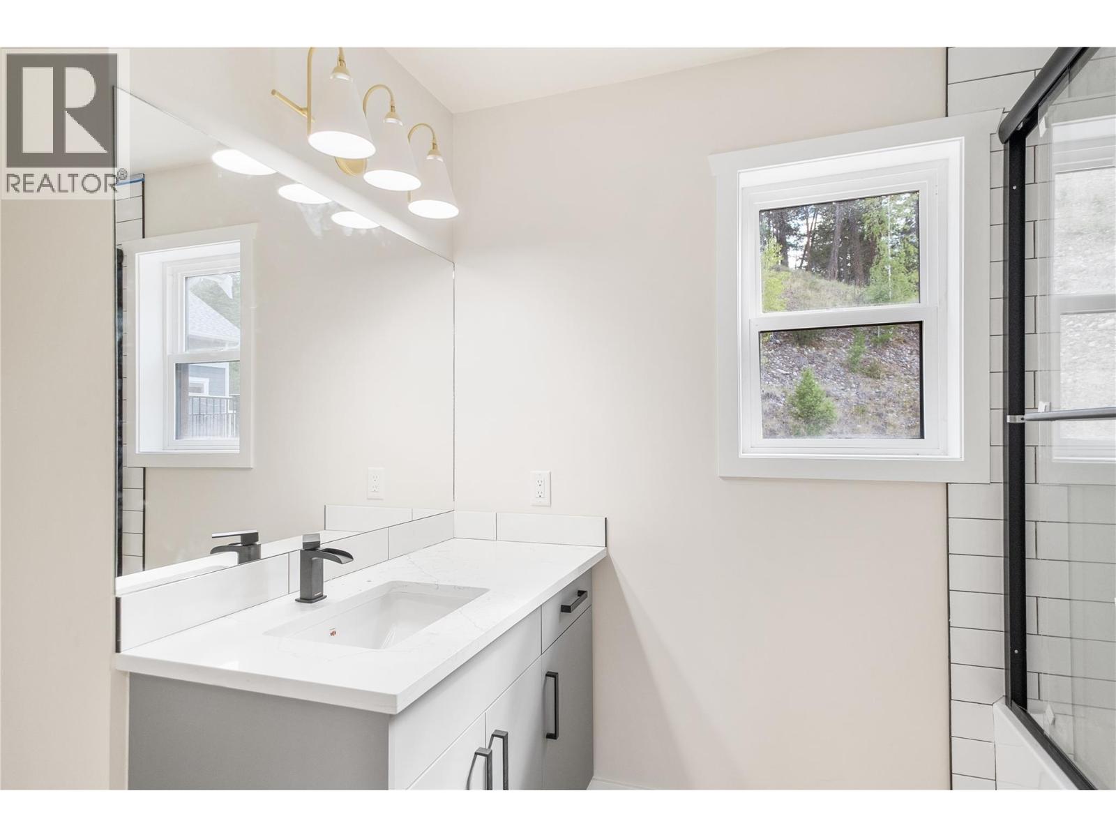 6736 Marbella Loop, Kelowna, British Columbia  V0E 1S0 - Photo 16 - 10359167