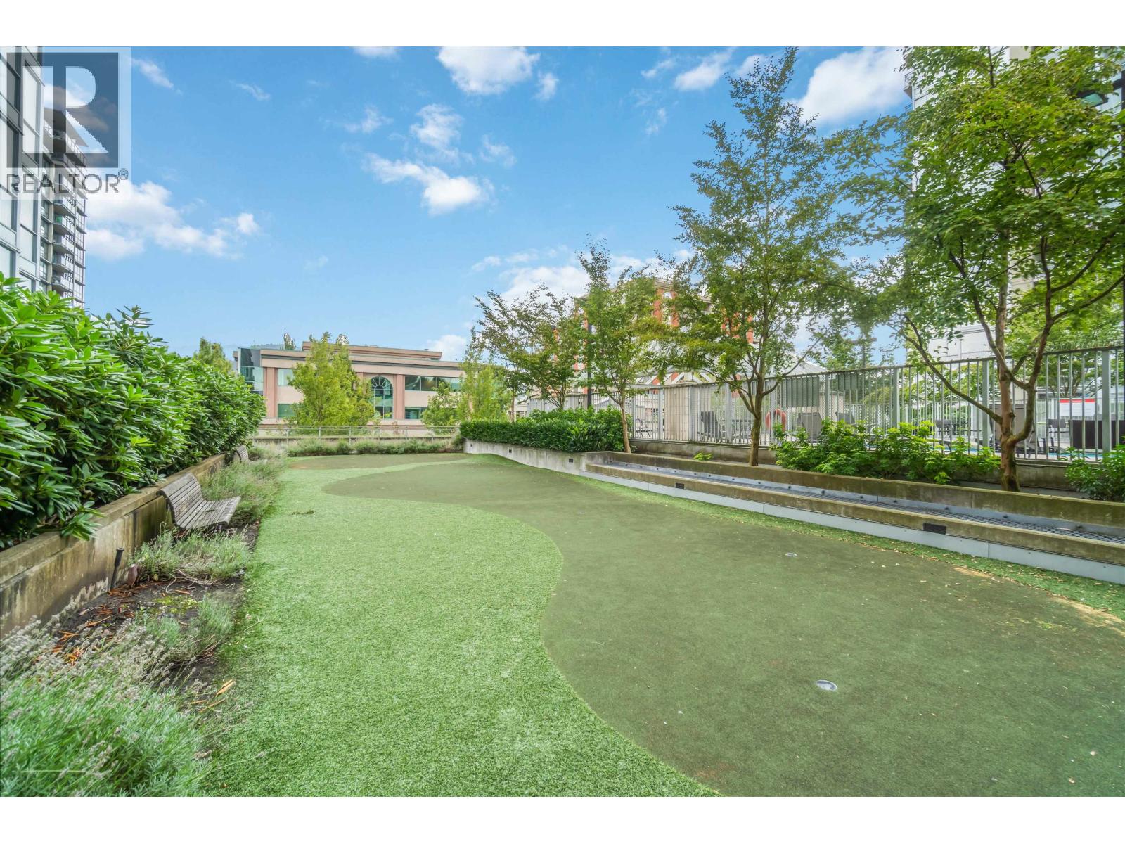 2102 2978 Glen Drive, Coquitlam, British Columbia  V3B 0C3 - Photo 38 - R3035413