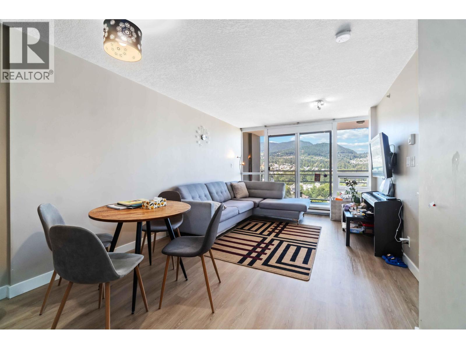 2102 2978 Glen Drive, Coquitlam, British Columbia  V3B 0C3 - Photo 28 - R3035413