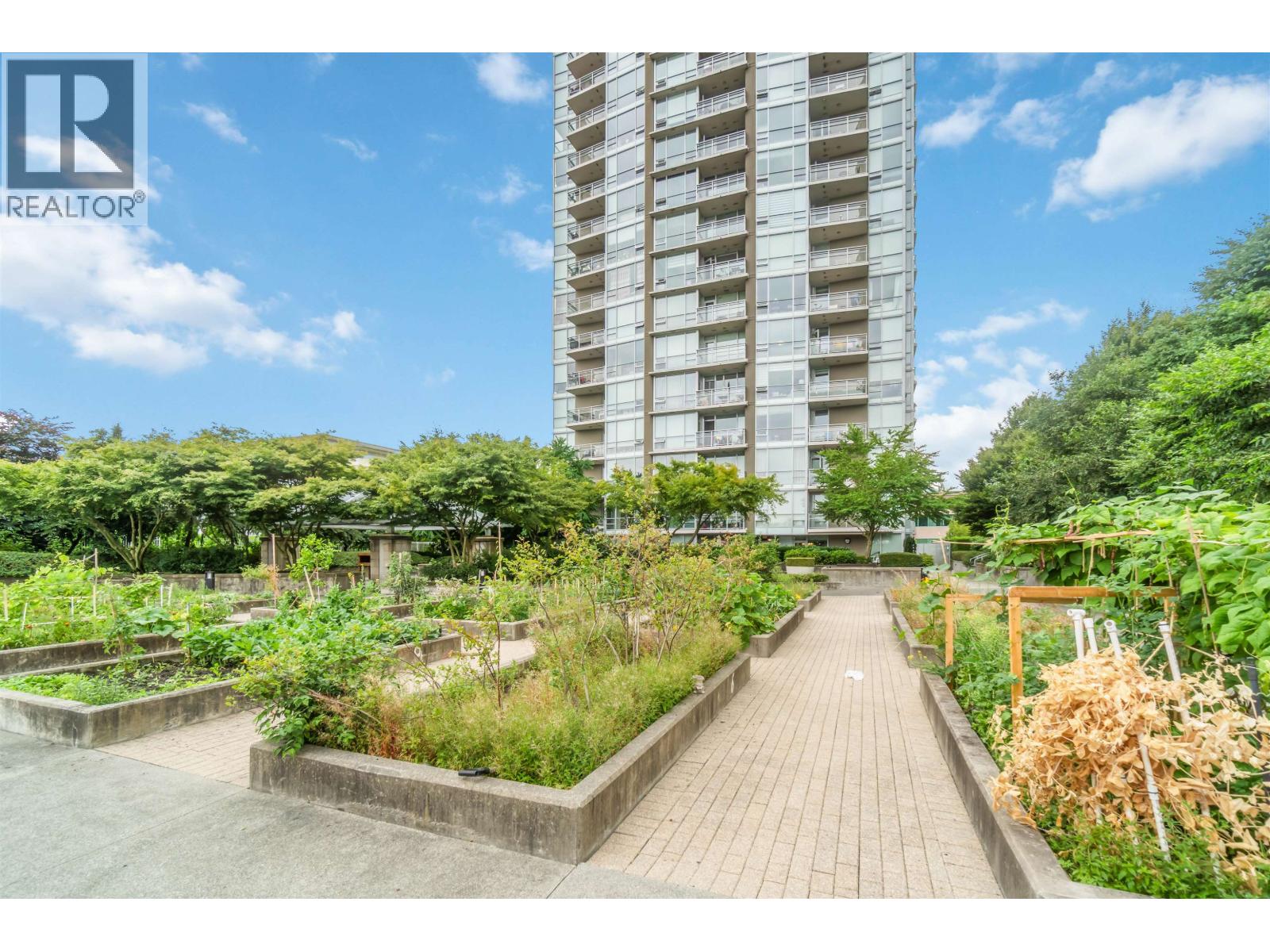 2102 2978 Glen Drive, Coquitlam, British Columbia  V3B 0C3 - Photo 39 - R3035413