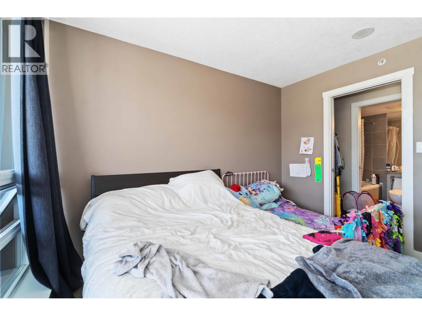 2102 2978 Glen Drive, Coquitlam, British Columbia  V3B 0C3 - Photo 19 - R3035413