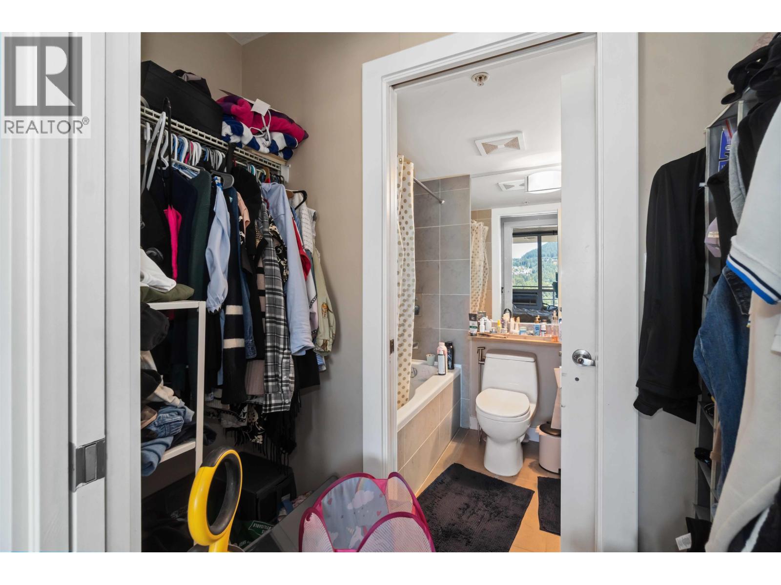 2102 2978 Glen Drive, Coquitlam, British Columbia  V3B 0C3 - Photo 20 - R3035413