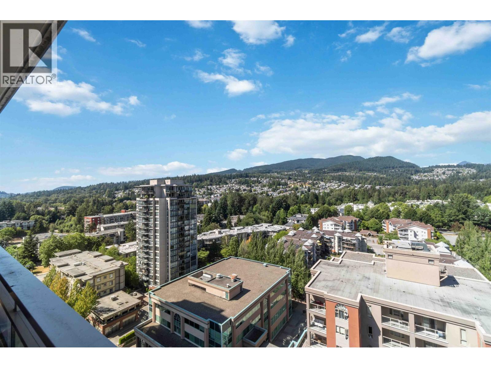 2102 2978 Glen Drive, Coquitlam, British Columbia  V3B 0C3 - Photo 25 - R3035413