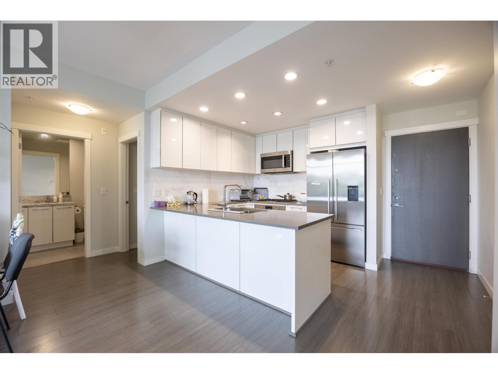 406 3263 Pierview Crescent, Vancouver, British Columbia  V5S 0C3 - Photo 3 - R3035980