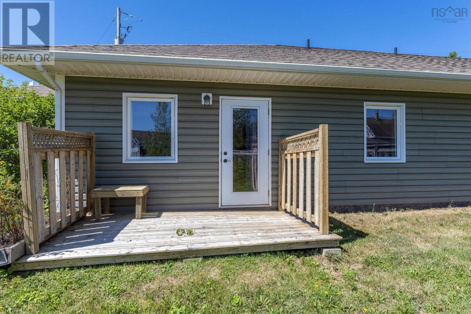 1 88 Main Street, Tatamagouche, Nova Scotia  B0K 1V0 - Photo 2 - 202520309