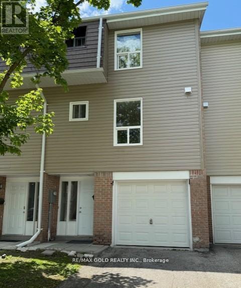 40 Ellis Drive, Brampton, Ontario  L6T 4C4 - Photo 2 - W12340726