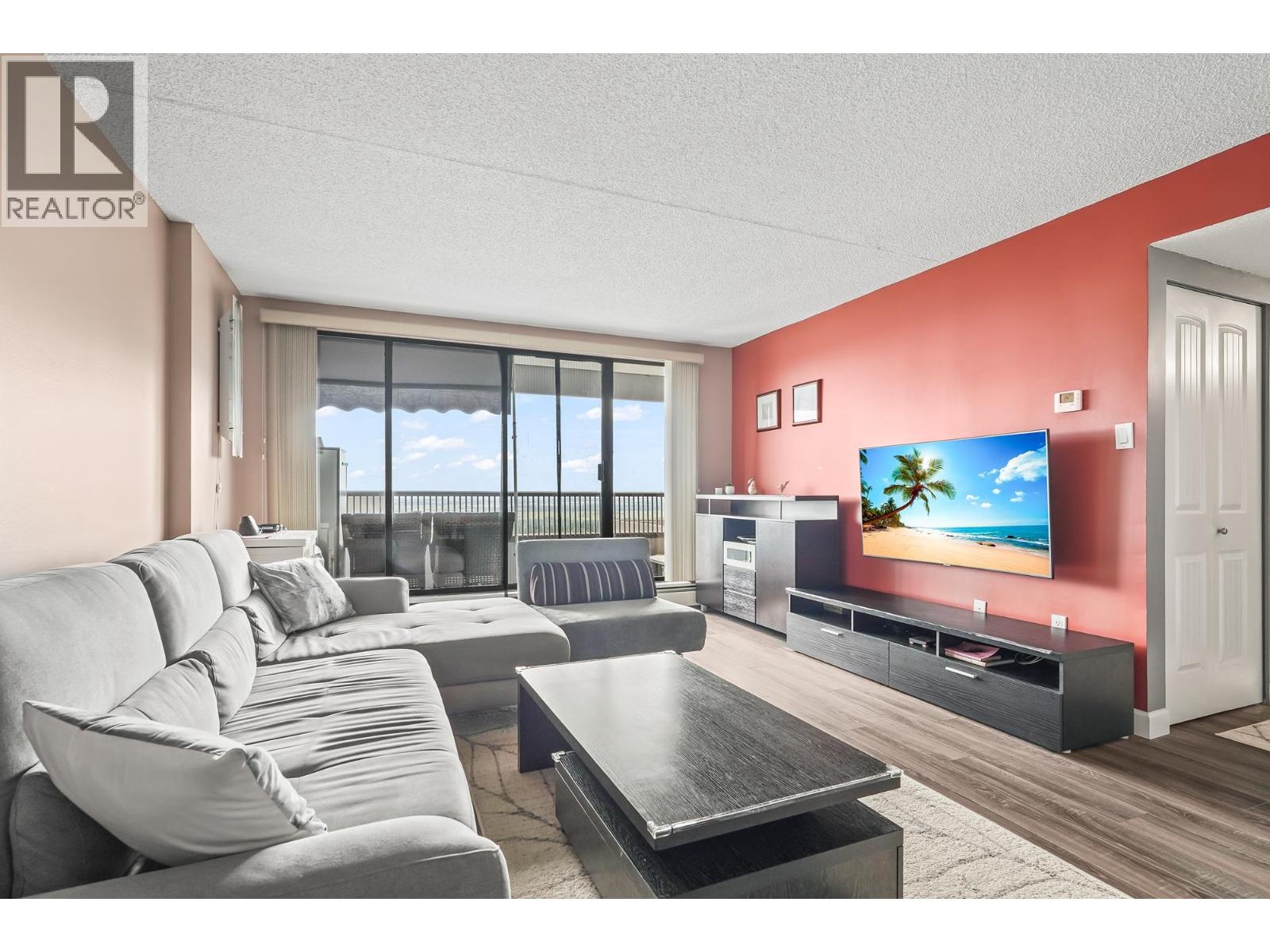 1607 6595 Willingdon Avenue, Burnaby, British Columbia  V5H 4E5 - Photo 2 - R3036321