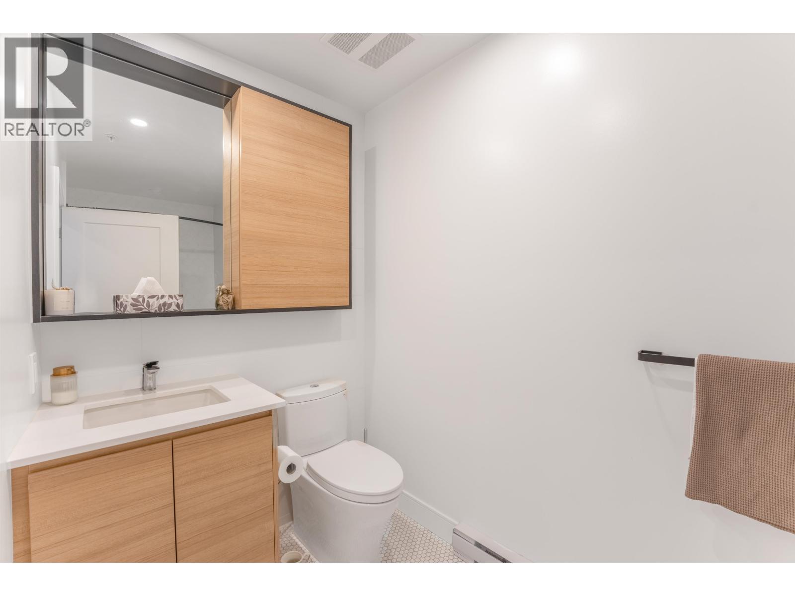 319 55 Klahanie Drive, Port Moody, British Columbia  V3H 0M9 - Photo 6 - R3036130