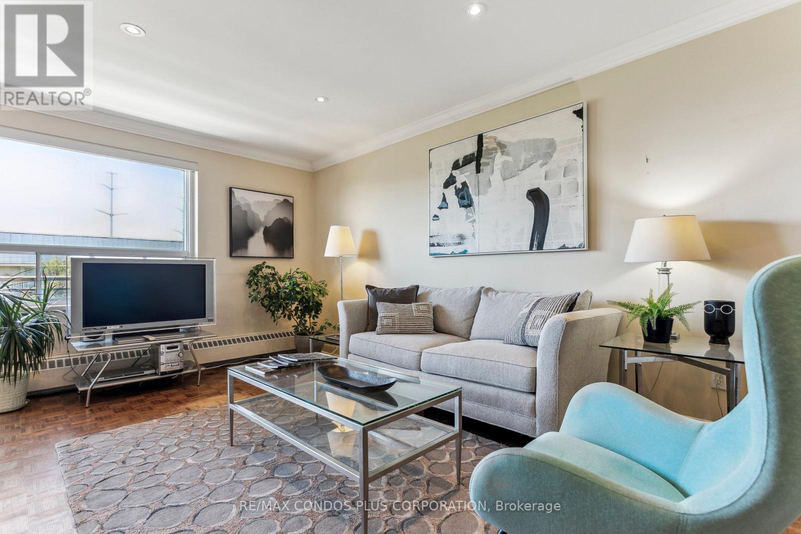 409 - 71 JONESVILLE CRESCENT W, Toronto, Ontario