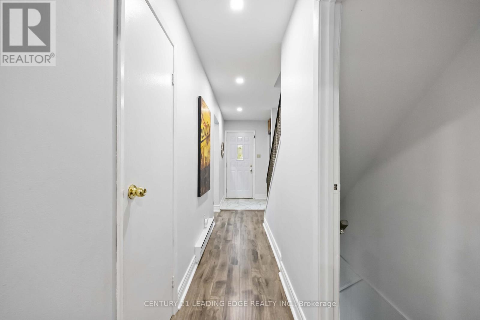 18 Rock Fern Way, Toronto, Ontario  M2J 4N2 - Photo 4 - C12340760