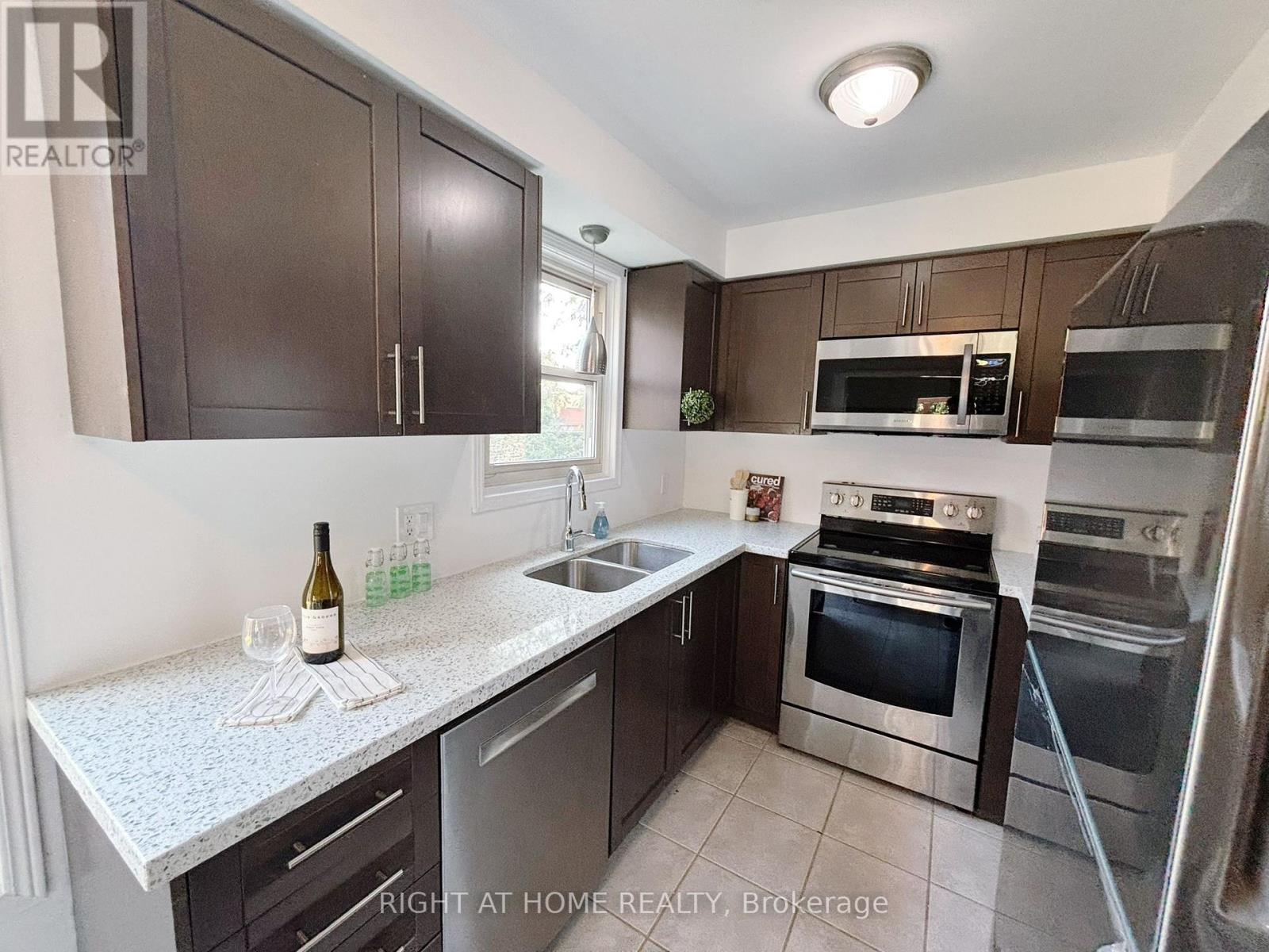 73 Birchfield Drive, Clarington, Ontario  L1E 1M7 - Photo 11 - E12340800