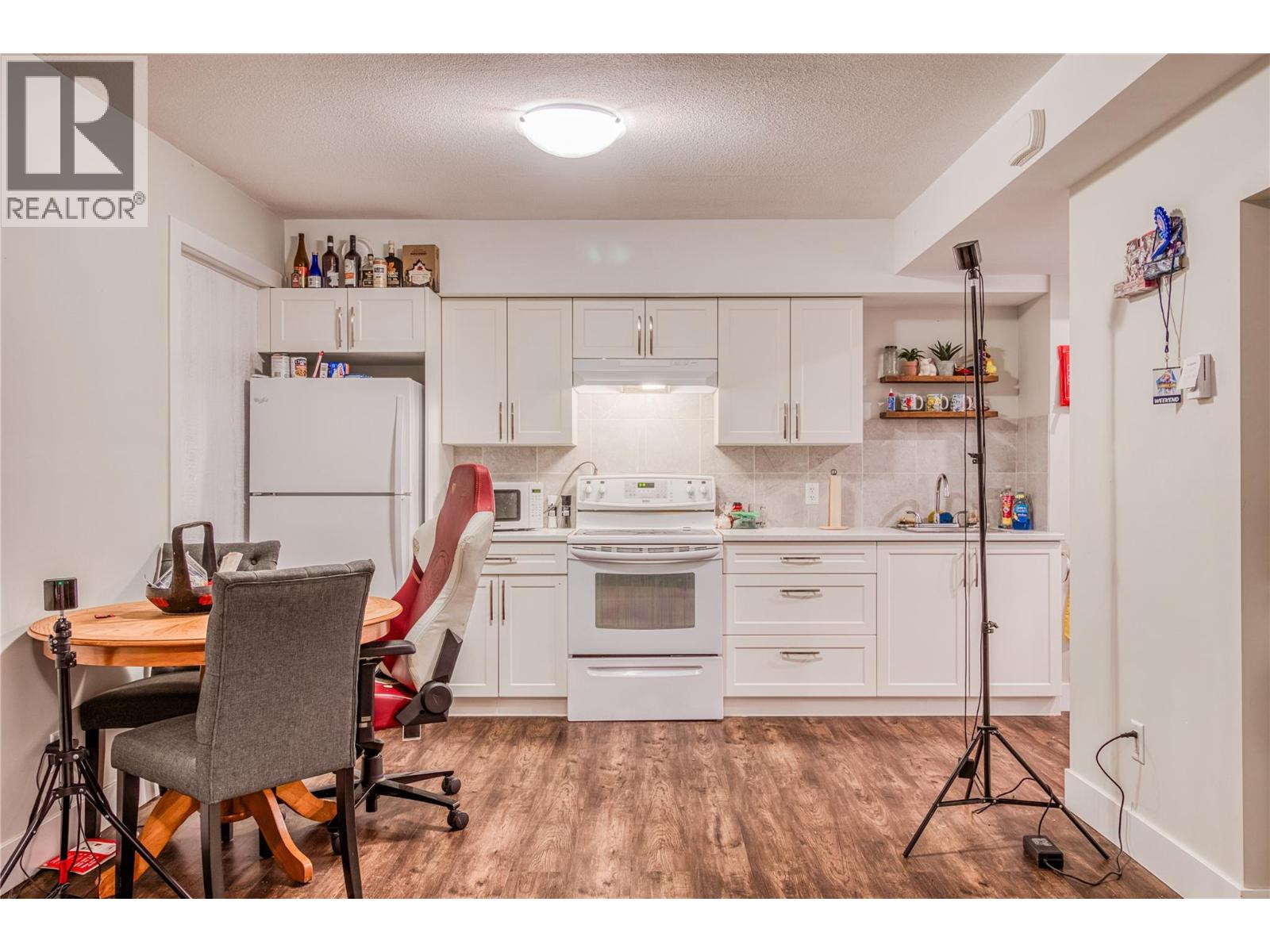 Property at 1604 Kloppenburg Road image 5