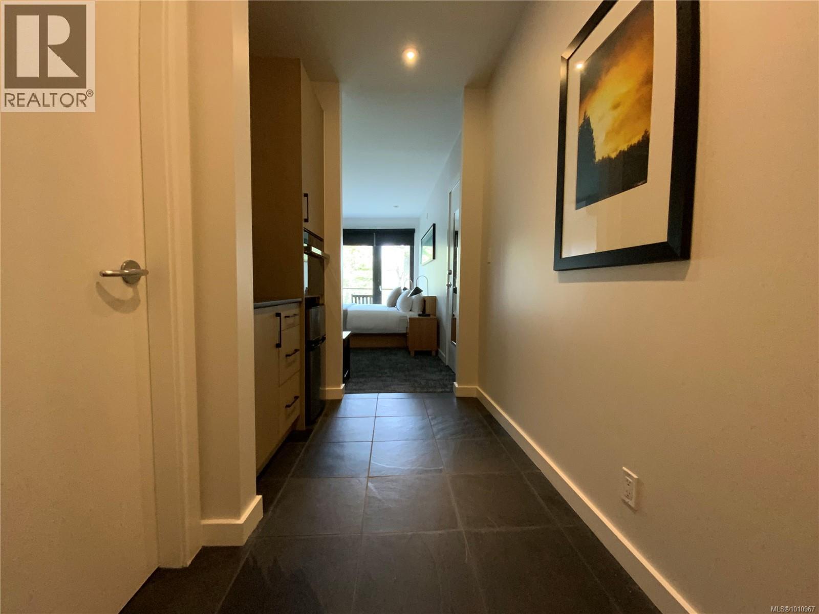 202 596 Marine Dr, Ucluelet, British Columbia  V0R 3A0 - Photo 8 - 1010967