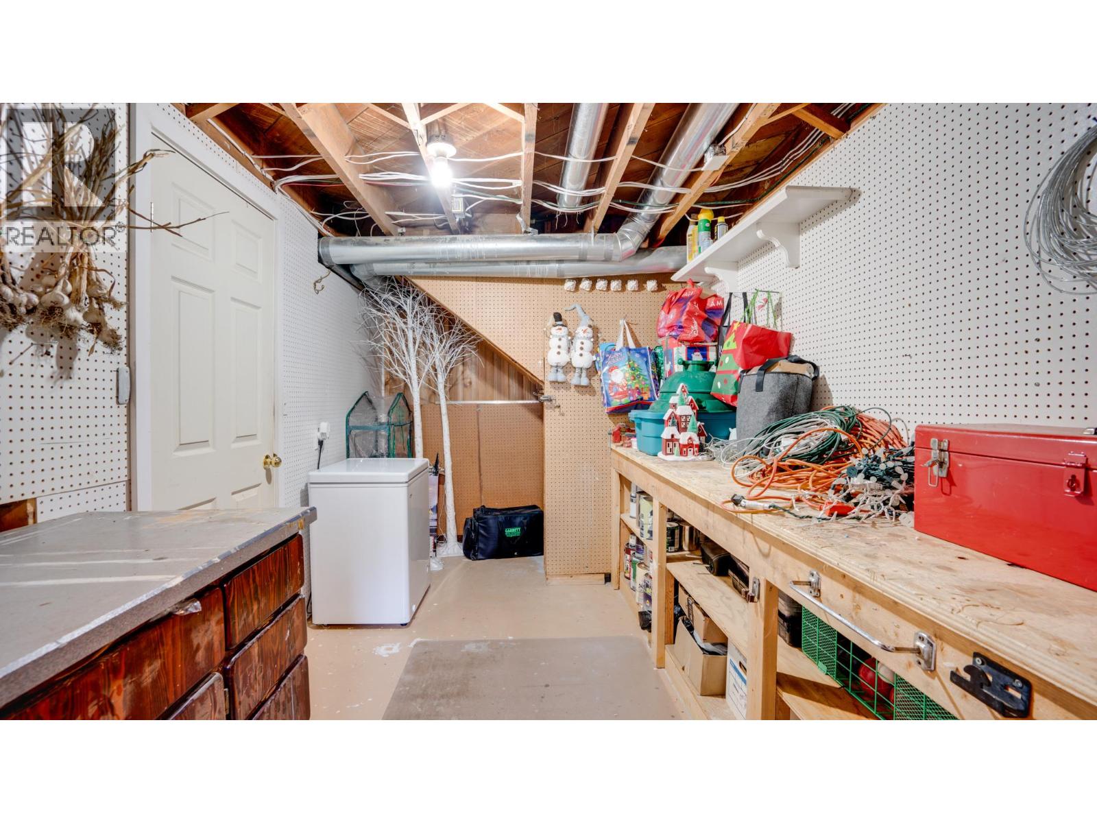 2302 23 Avenue, Vernon, British Columbia  V1T 1J7 - Photo 37 - 10358949