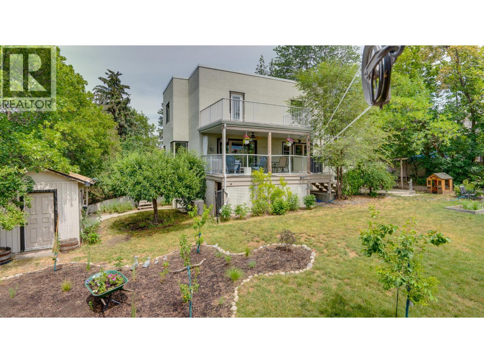 2302 23 Avenue, Vernon, British Columbia  V1T 1J7 - Photo 42 - 10358949