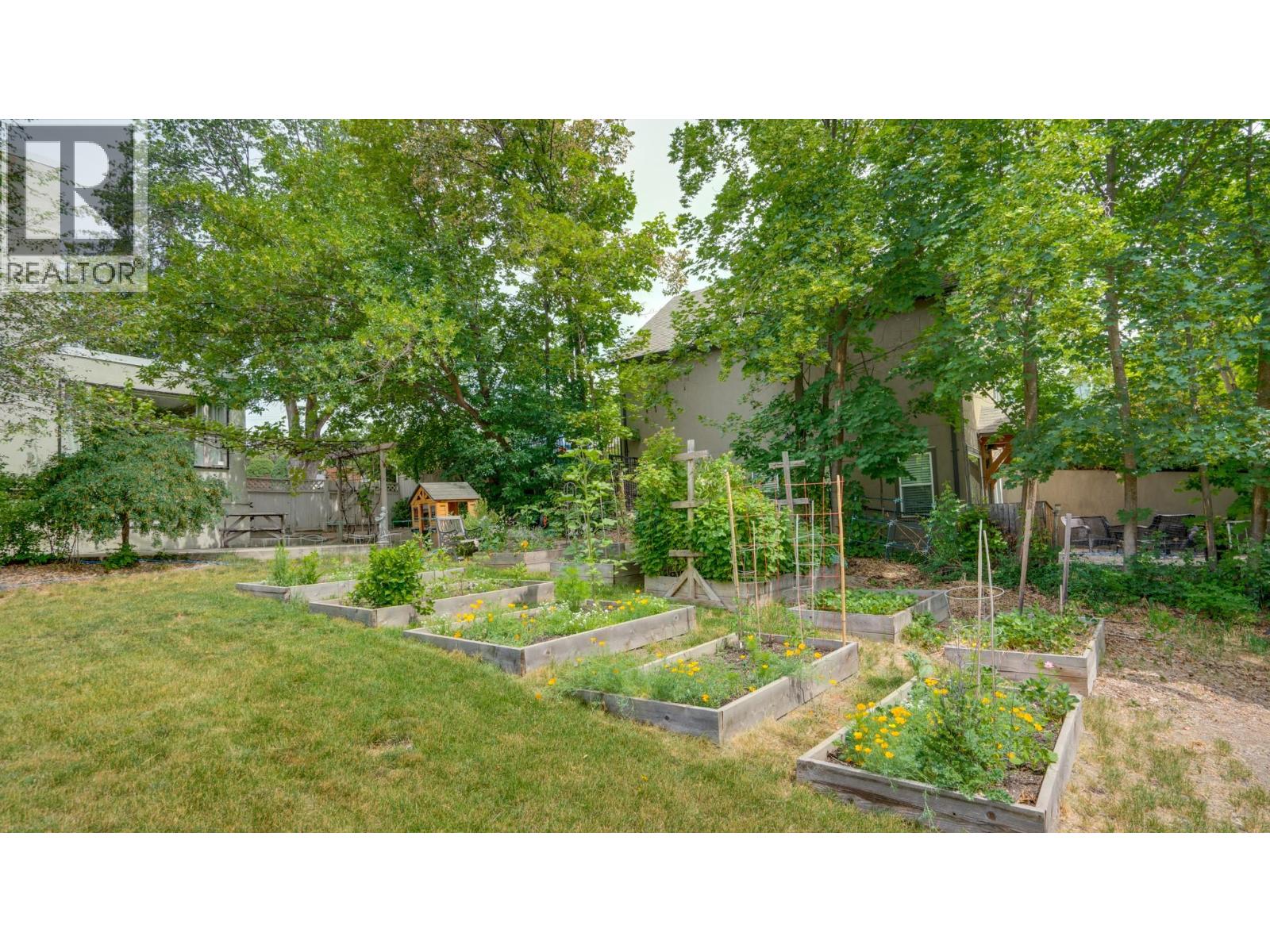 2302 23 Avenue, Vernon, British Columbia  V1T 1J7 - Photo 45 - 10358949