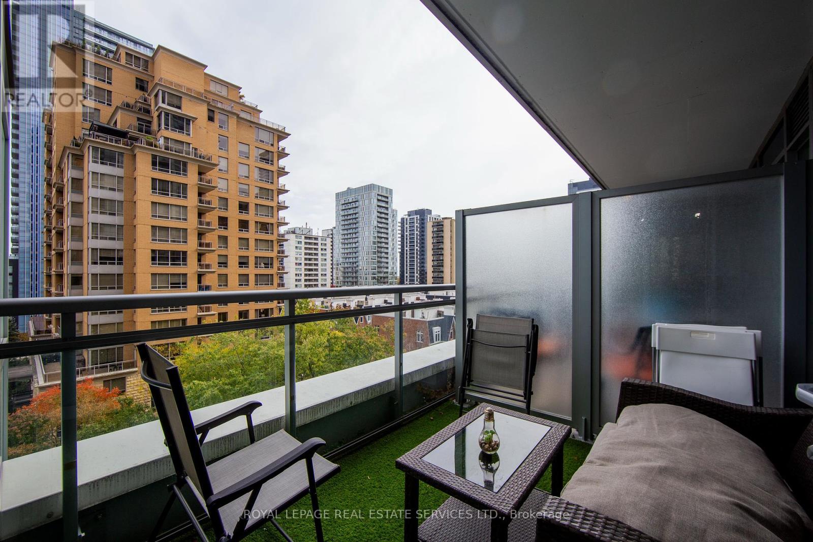 520 - 98 Lillian Street, Toronto, Ontario  M4S 0A5 - Photo 5 - C12340827