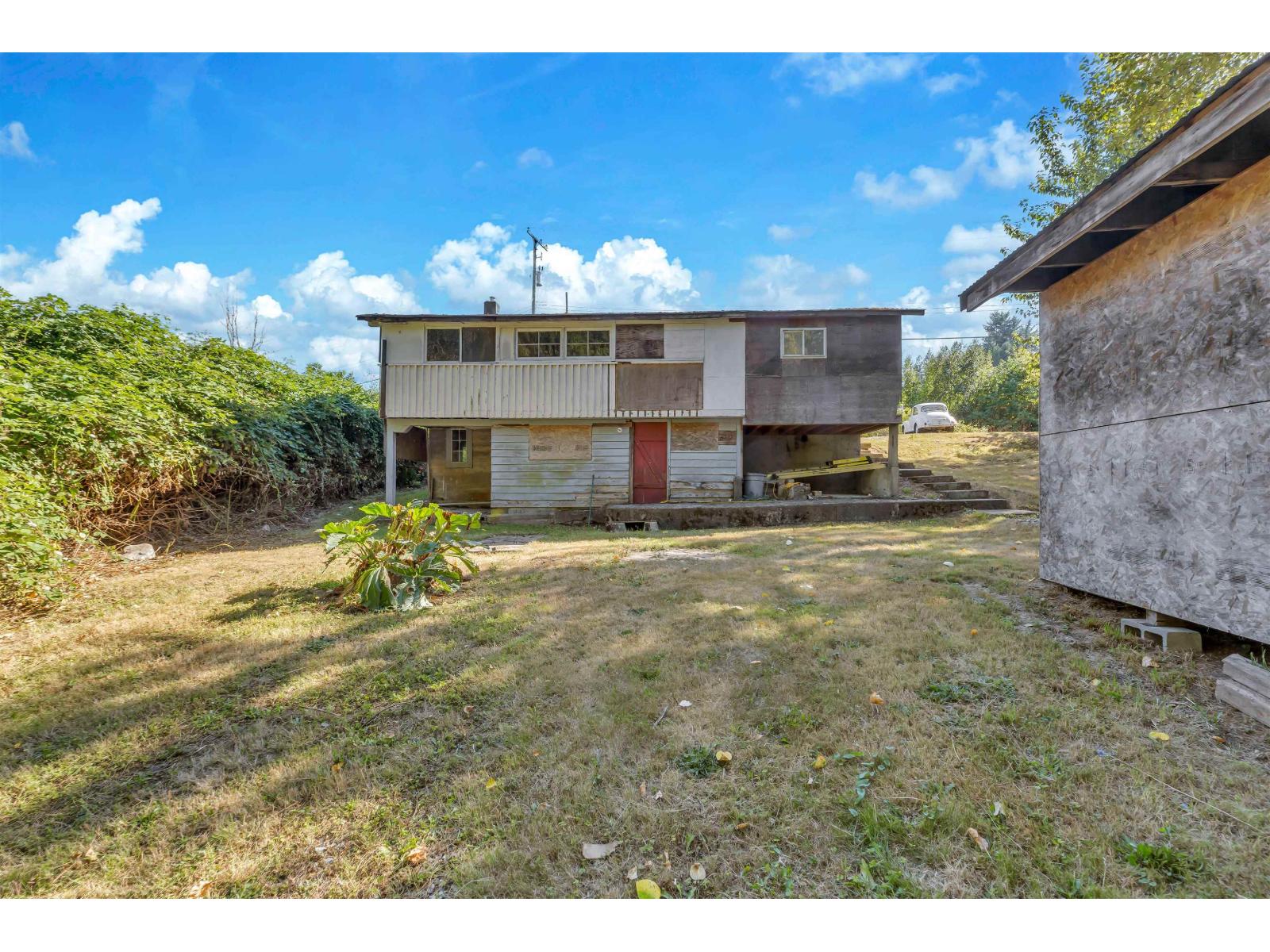 Property at 33667 MOREY AVENUE image 5
