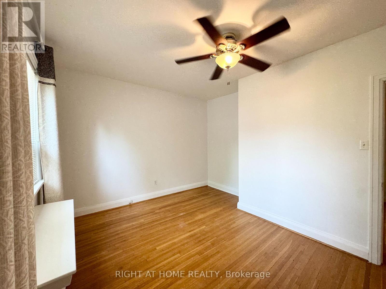 Main Apartment - 1198 Avenue Road, Toronto, Ontario  M5N 2G1 - Photo 13 - C12319398