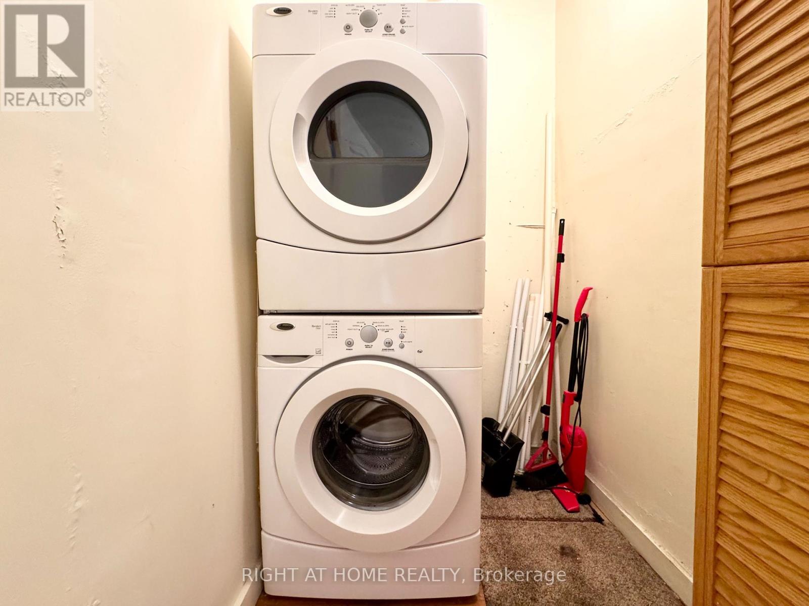 Main Apartment - 1198 Avenue Road, Toronto, Ontario  M5N 2G1 - Photo 27 - C12319398