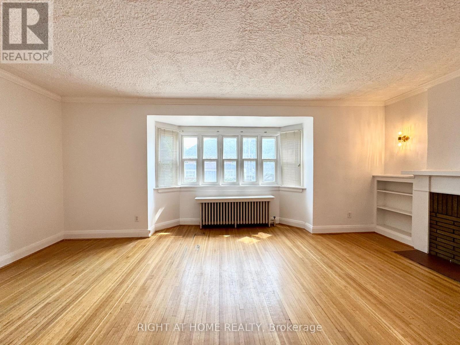 Main Apartment - 1198 Avenue Road, Toronto, Ontario  M5N 2G1 - Photo 7 - C12319398