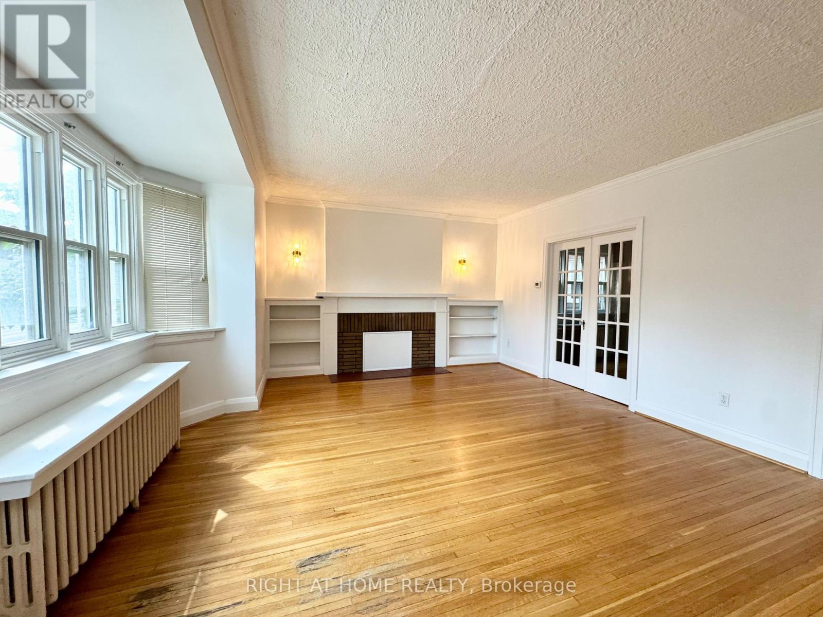 Main Apartment - 1198 Avenue Road, Toronto, Ontario  M5N 2G1 - Photo 5 - C12319398