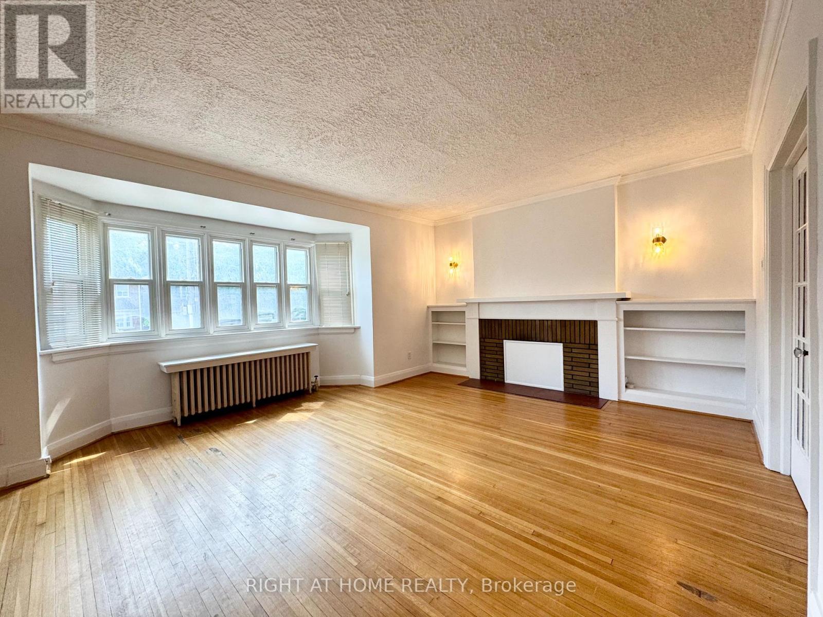 Main Apartment - 1198 Avenue Road, Toronto, Ontario  M5N 2G1 - Photo 6 - C12319398